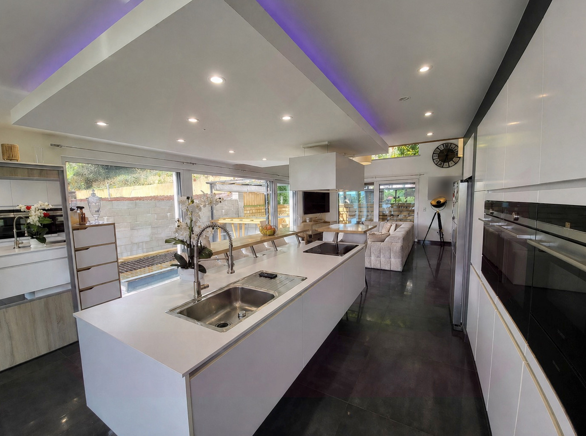 IMG_03.jpg